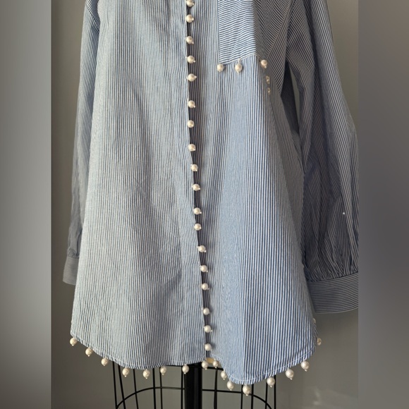 Me Me Me Hannah Lynn Embellished Shirt - Picture 7 of 9